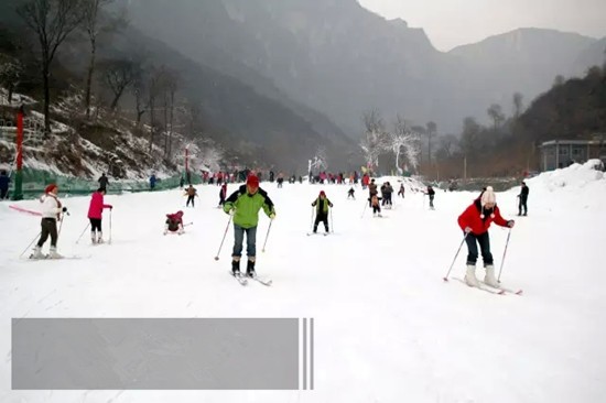 最新滑雪场发展动态，探索前沿技术与市场影响力